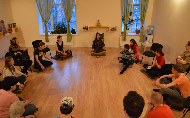 Заставка для - О секретах медитации узнали участники фонда «Лучшие друзья»
